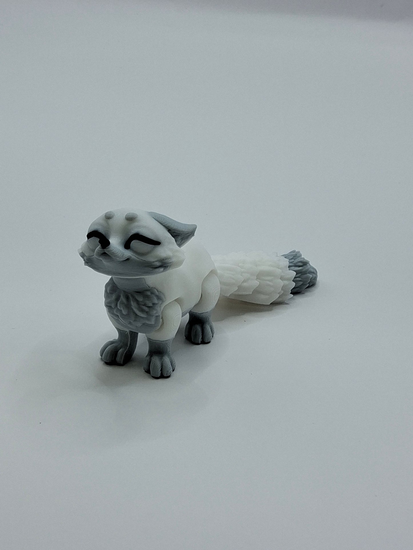 Sleepy Fox White